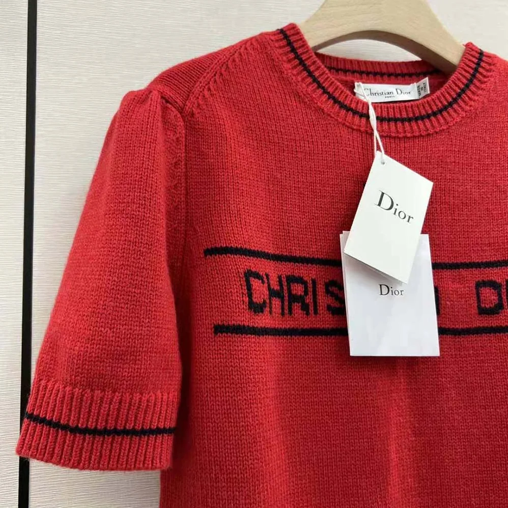 Dior Christian Dior Short-Sleeved Sweater Red Cashmere and Wool Knit for Women Dior Christian Dior Short-Sleeved Sweater Red Cashmere and Wool Knit for Women