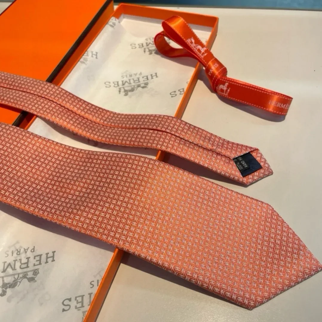 Hermes Elegent Orange Silk Tie Hermes Elegent Orange Silk Tie