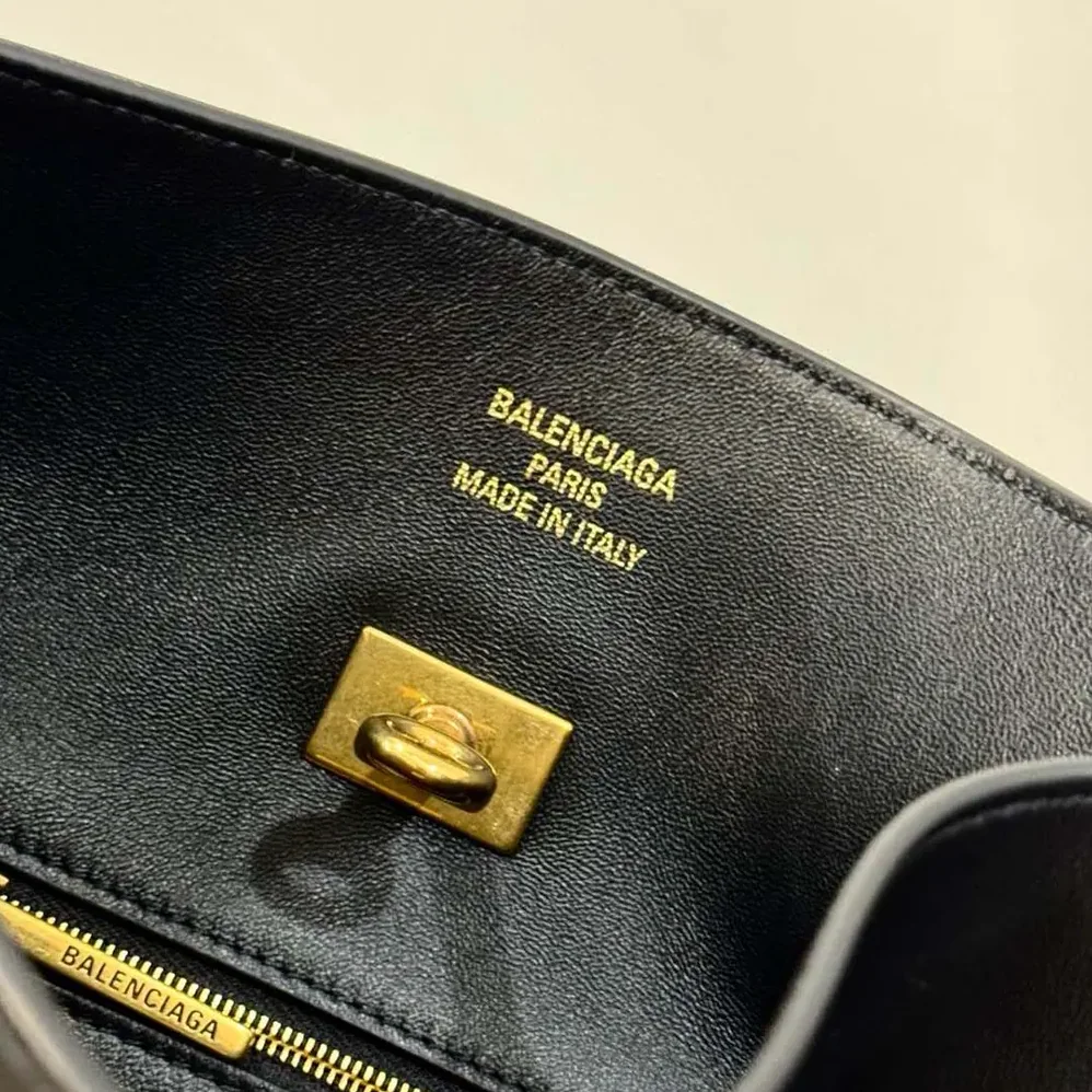 Balenciaga Bel Air Large Hobo Bag in Black Smooth Calfskin for Women Balenciaga Bel Air Large Hobo Bag in Black Smooth Calfskin for Women