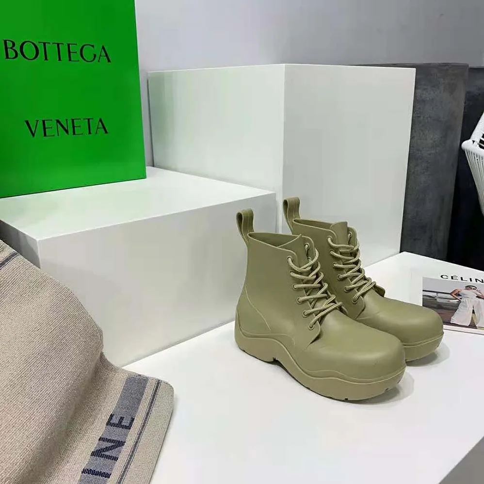 Bottega Veneta Puddle Lace-Up Ankle Boot for Unisex in Green