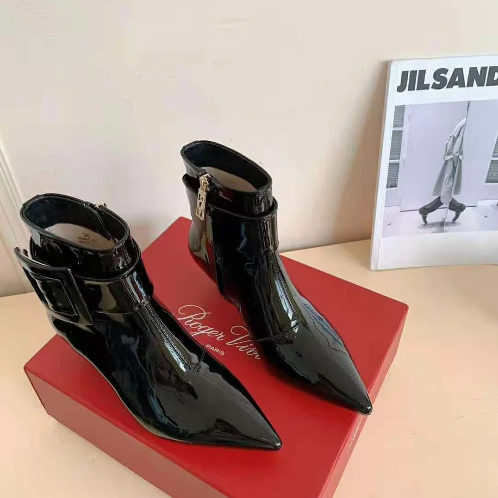Roger Vivier Pointy Covered Buckle Ankle Boots in Patent Leather for Women