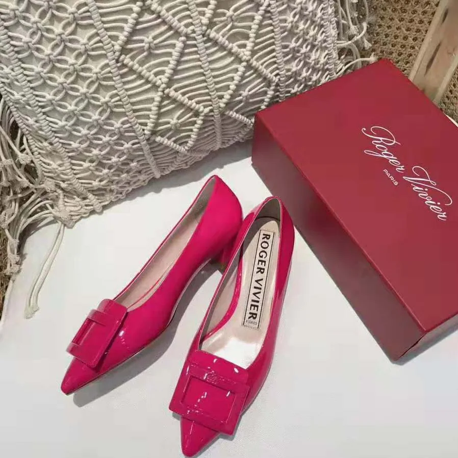 Roger Vivier Gommettine Ballerinas for Women in Rose