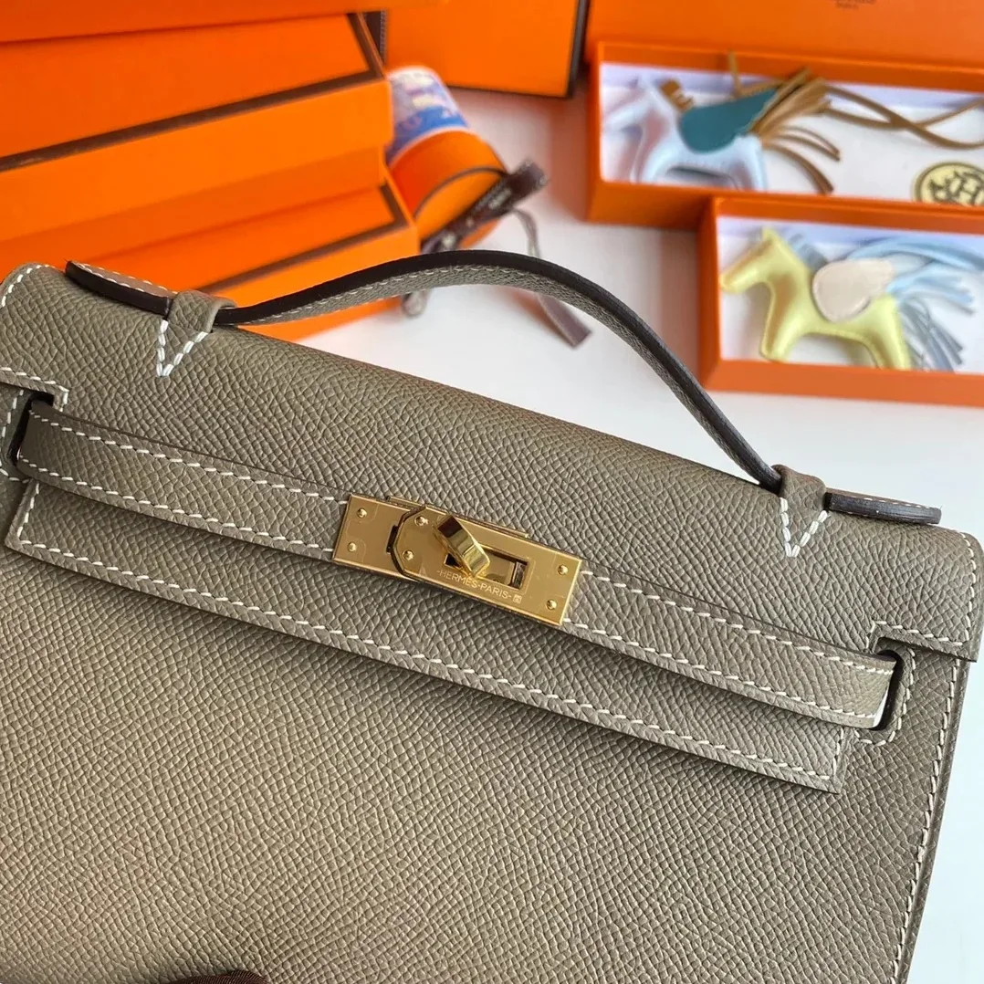 Hermes Kelly Pochette Top Handle Bag in Etoupe Epsom Gold Hardware Hermes Kelly Pochette Top Handle Bag in Etoupe Epsom Gold Hardware