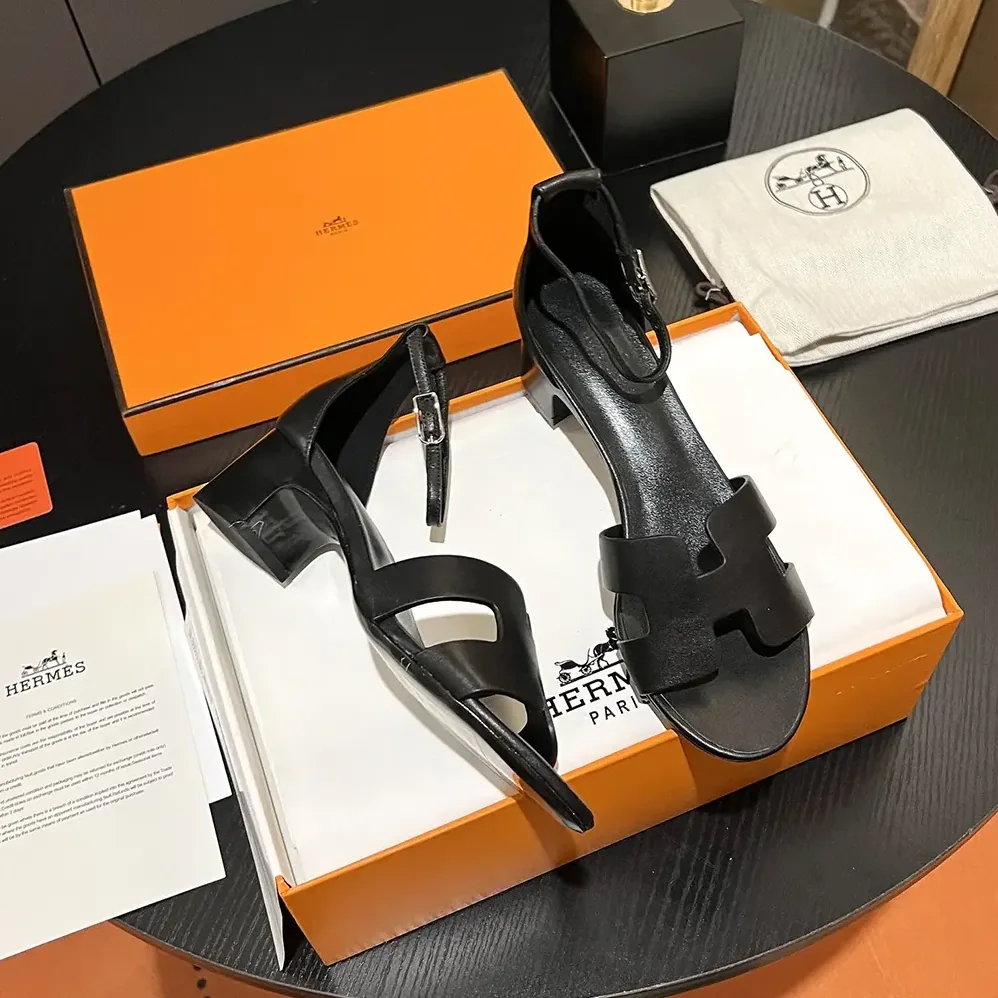 Hermes Encens 50 Sandal-Black H221119Z for Women