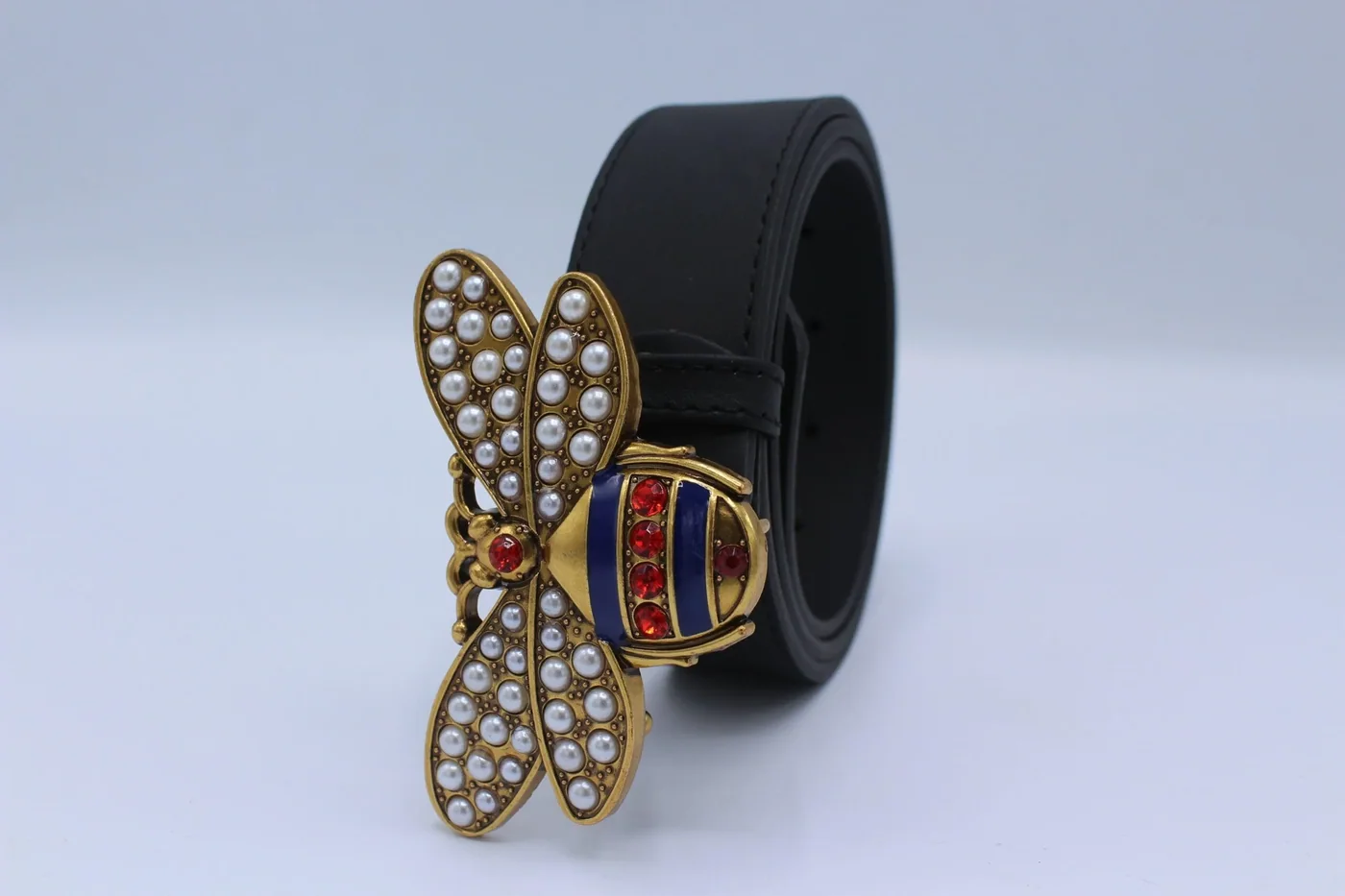 Perfect Bee Figured Black Leather Belt