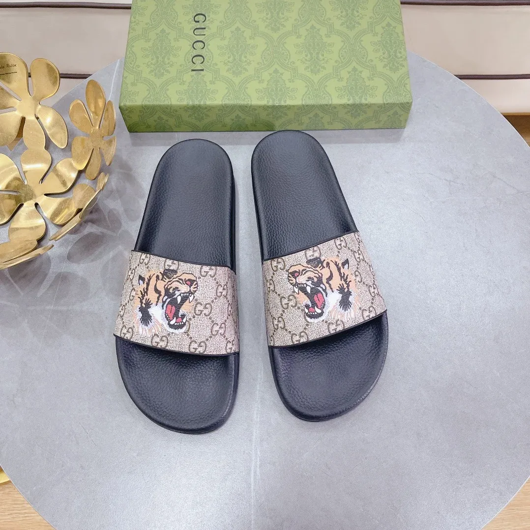 Gucci Gucci Supreme Slides With Tiger Black And Gray for Men