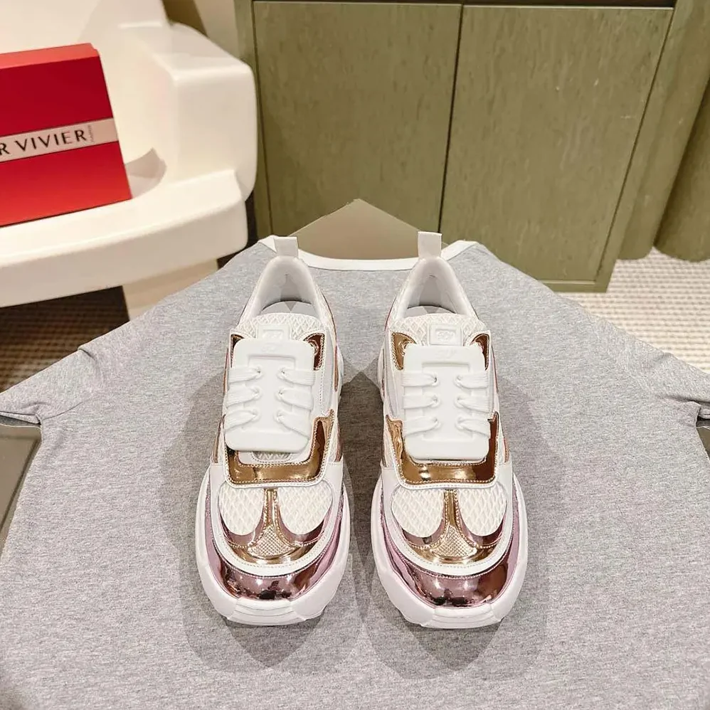 Roger Vivier Viv' on the Run Sneakers in Leather and Fabric for Women in Pink Roger Vivier Viv' on the Run Sneakers in Leather and Fabric for Women in Pink
