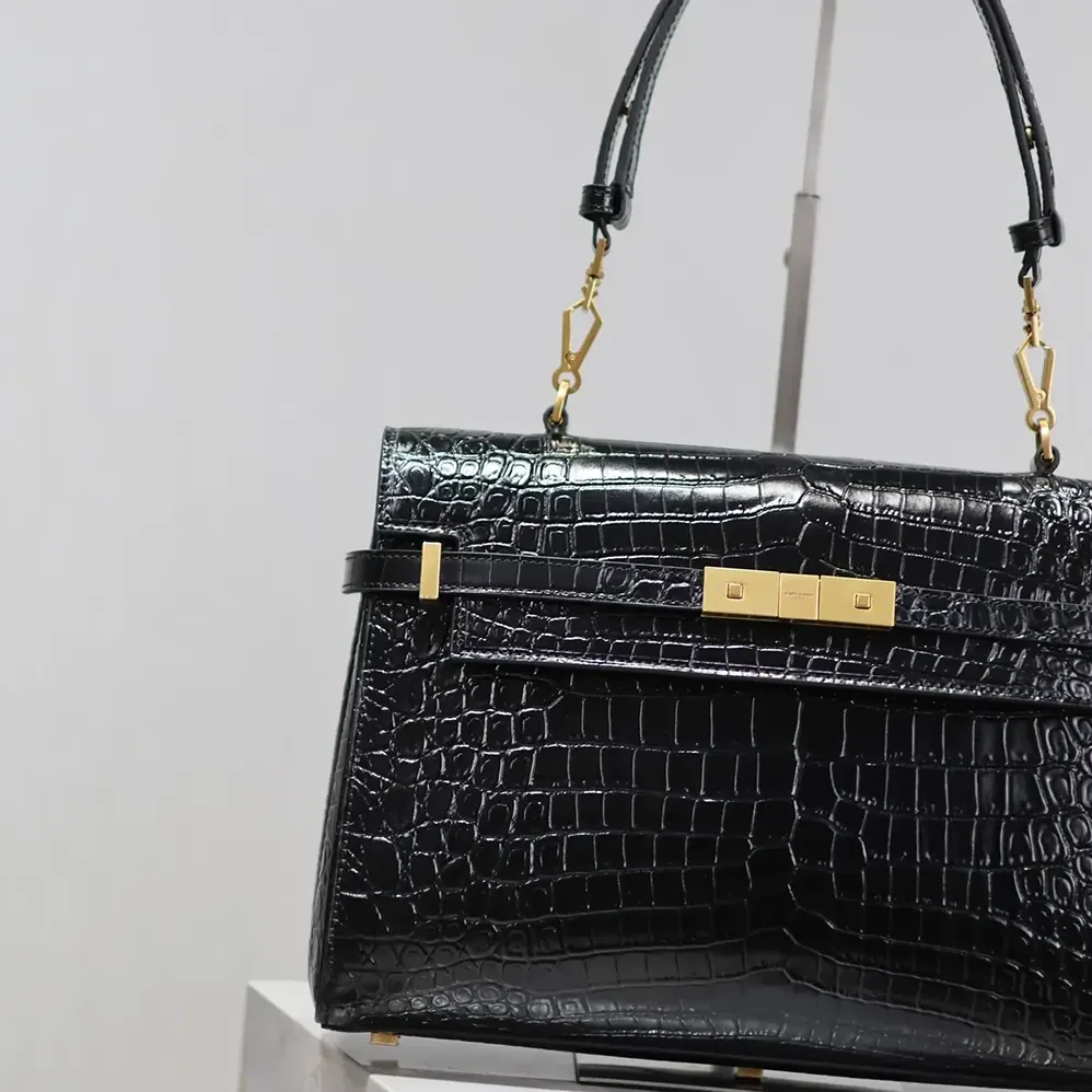 Saint Laurent YSL Manhattan Top for Women in handle in Shiny Alligator Saint Laurent YSL Manhattan Top for Women in handle in Shiny Alligator