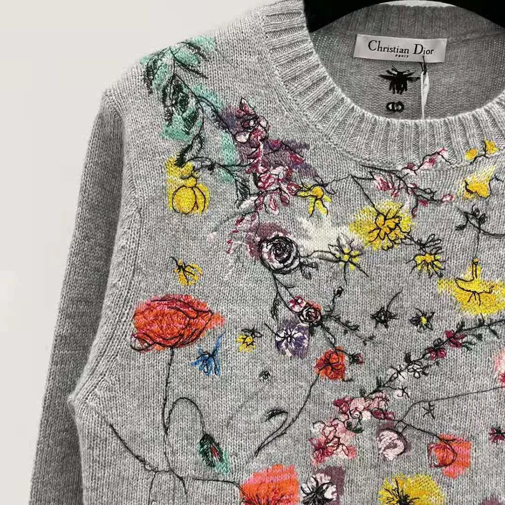 Dior Embroidered Sweater Gray Cashmere Knit with Red Multicolor Florilegio Motif for Women Dior Embroidered Sweater Gray Cashmere Knit with Red Multicolor Florilegio Motif for Women