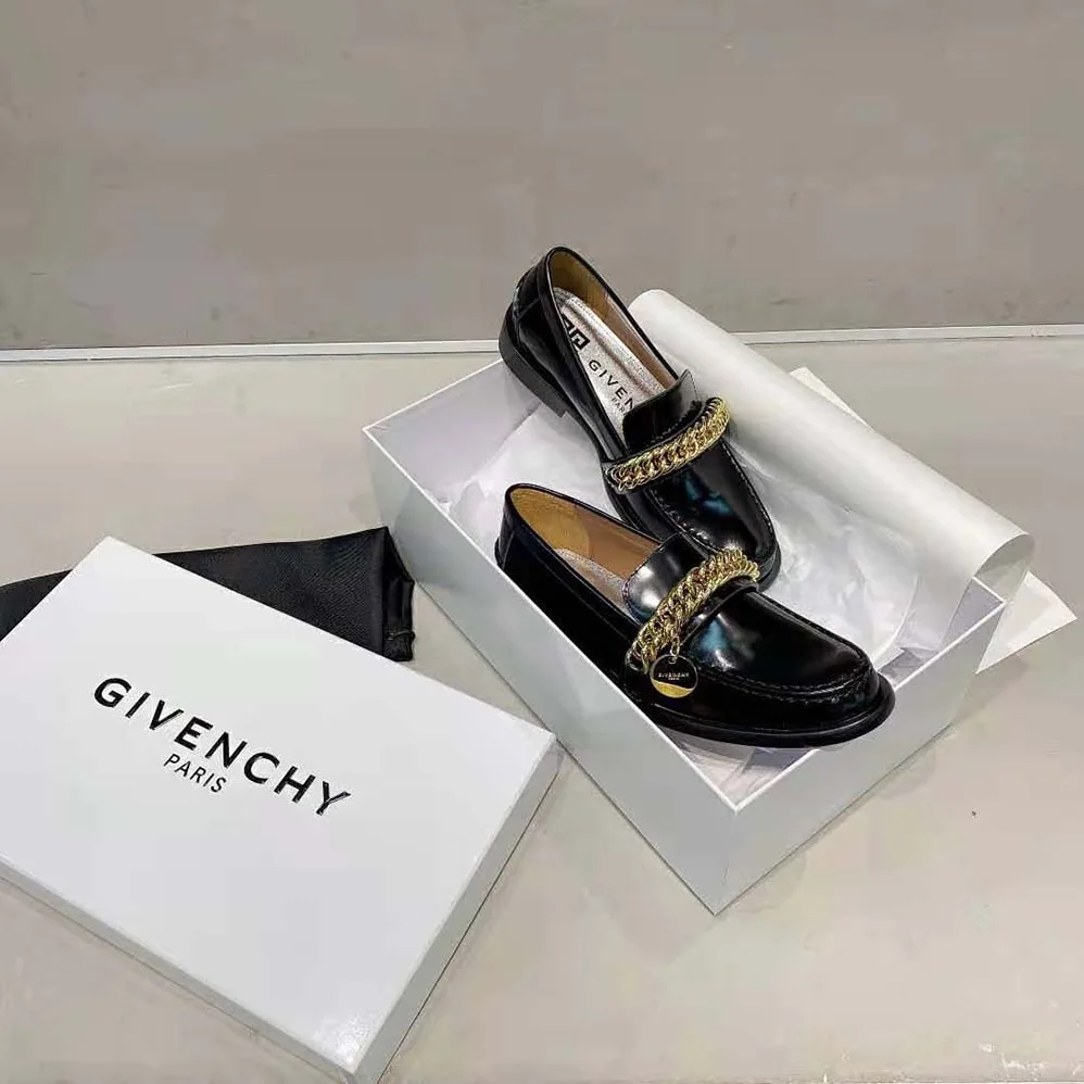 Givenchy Loafers in Leather with Chain for Women in Black