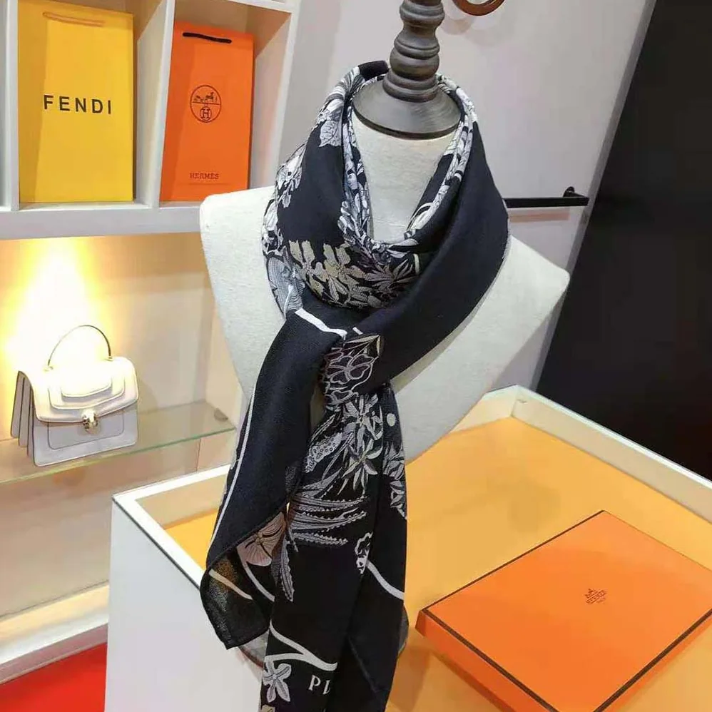 Hermes Planifleurs Scarf 90 for Women in Black