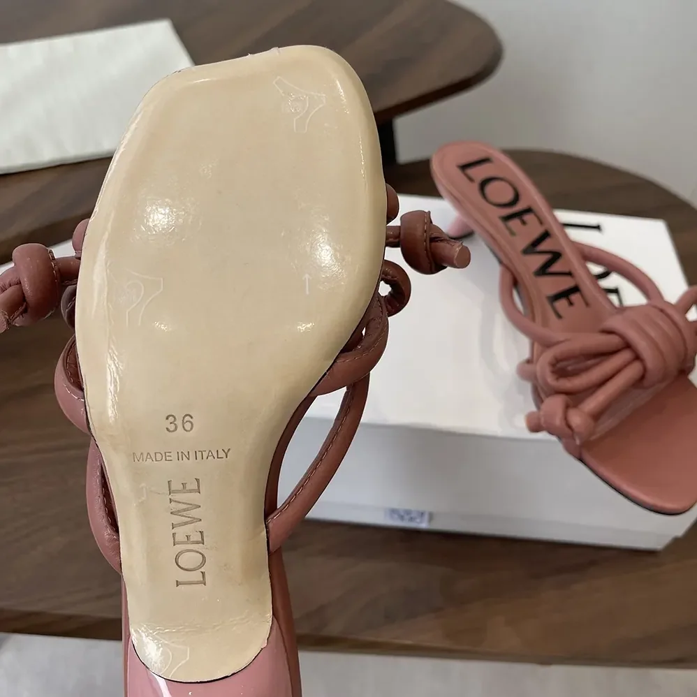 Loewe Flamenco Knot Sandal in Lambskin for Women in Pink Loewe Flamenco Knot Sandal in Lambskin for Women in Pink