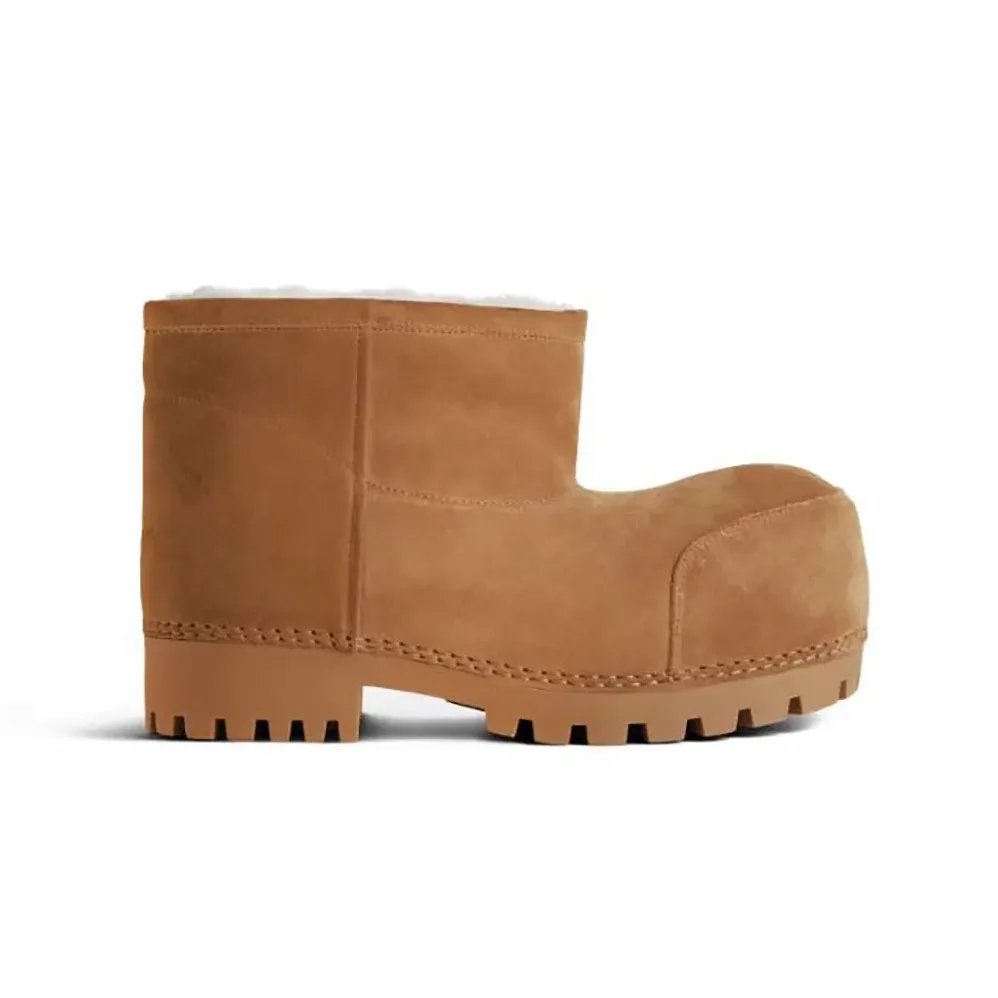 Balenciaga Alaska Fur Bootie in Brown Split Calfskin and White Synthetic Material for Unisex Balenciaga Alaska Fur Bootie in Brown Split Calfskin and White Synthetic Material for Unisex