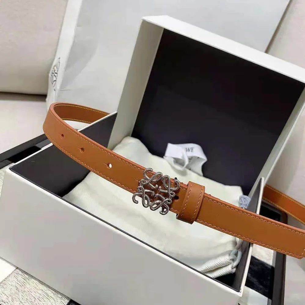 Loewe Anagram Belt in Pebble Grain Calfskin for Women in Tan Loewe Anagram Belt in Pebble Grain Calfskin for Women in Tan
