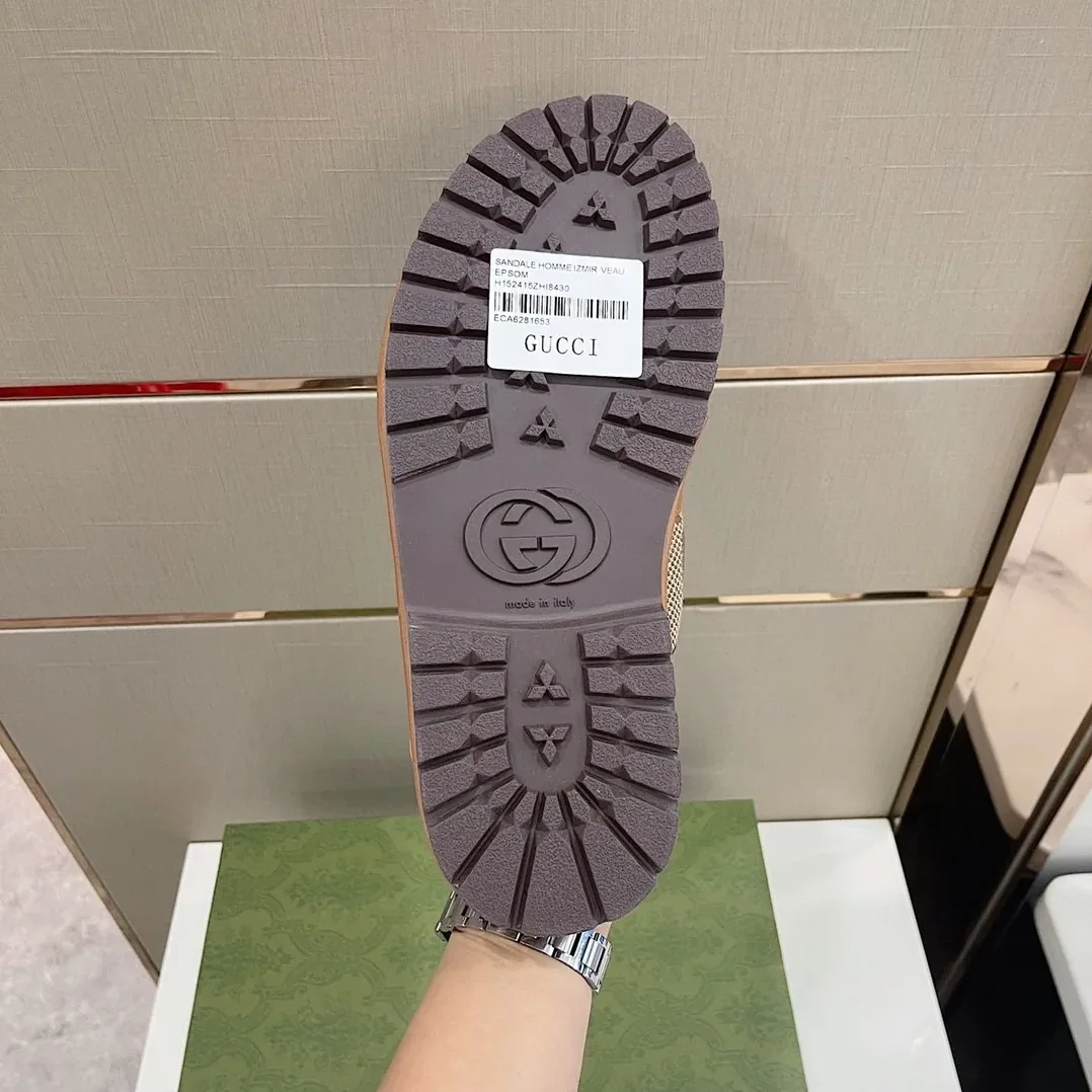 Gucci GG Supreme Slide Sandal Brown And Beige for Men Gucci GG Supreme Slide Sandal Brown And Beige for Men