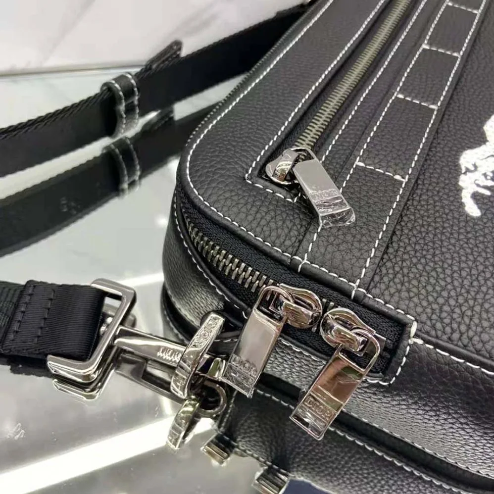 Dior Peter Doig Safari Messenger Bag Black Grained Calfskin for Men Dior Peter Doig Safari Messenger Bag Black Grained Calfskin for Men