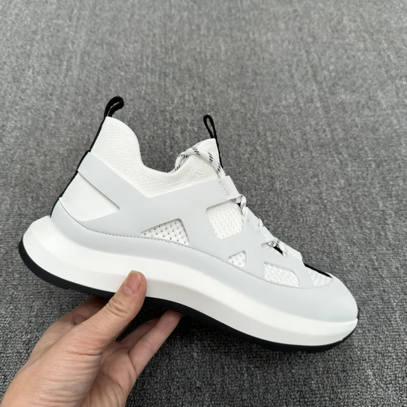 Hermes Katana Sneakers Blanc Hermes Katana Sneakers Blanc