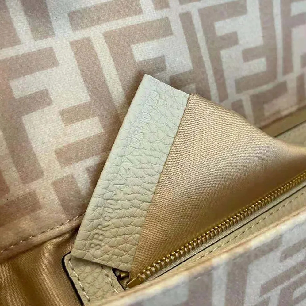 Fendi Medium Baguette 1997 Beige FF Wool Bag for Women Fendi Medium Baguette 1997 Beige FF Wool Bag for Women