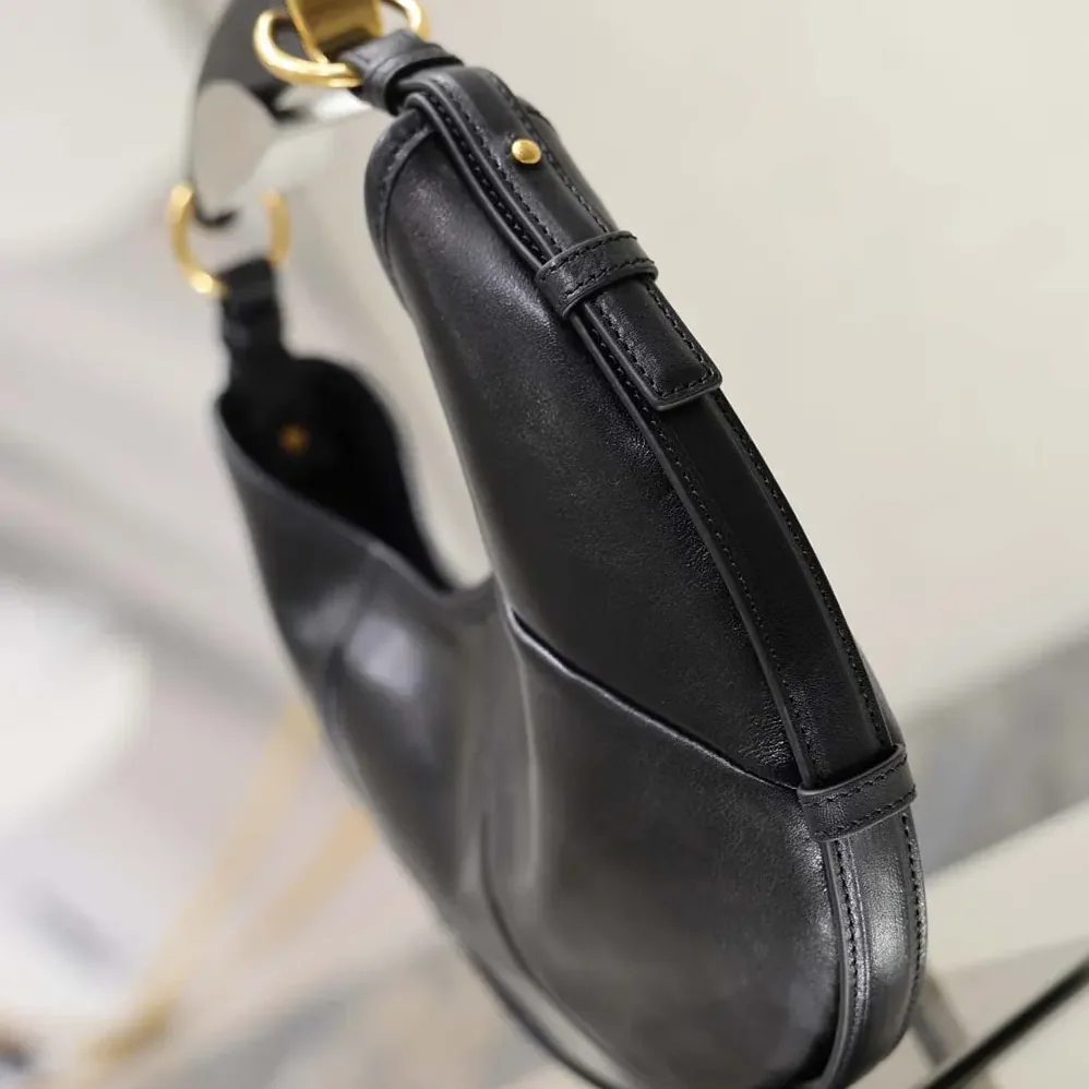 Saint Laurent YSL Mombasa Small In Leather for Women in Black