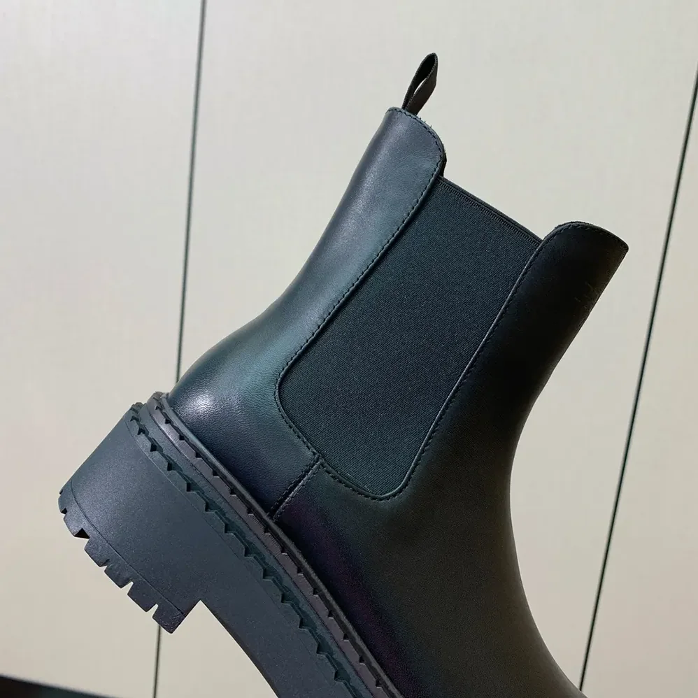 Prada Leather Chelsea Boots for Men in Black Prada Leather Chelsea Boots for Men in Black