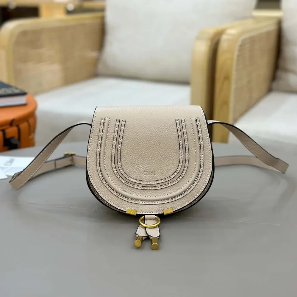 Chloe Small Marcie Saddle Bag is Crafted Leather for Women Chloe Small Marcie Saddle Bag is Crafted Leather for Women