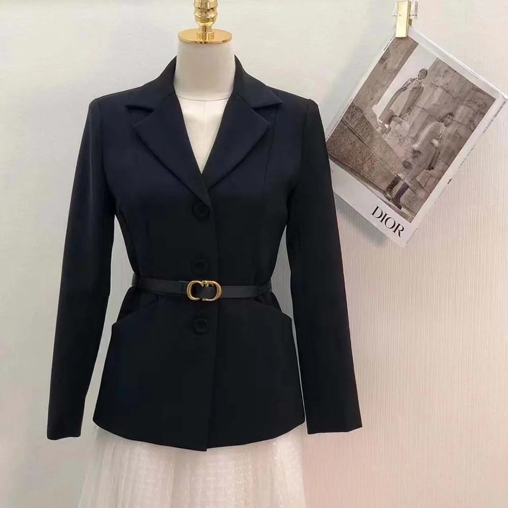 Dior 30 Montaigne Bar Jacke Black Single for Women in Breasted Wool and Silk Dior 30 Montaigne Bar Jacke Black Single for Women in Breasted Wool and Silk
