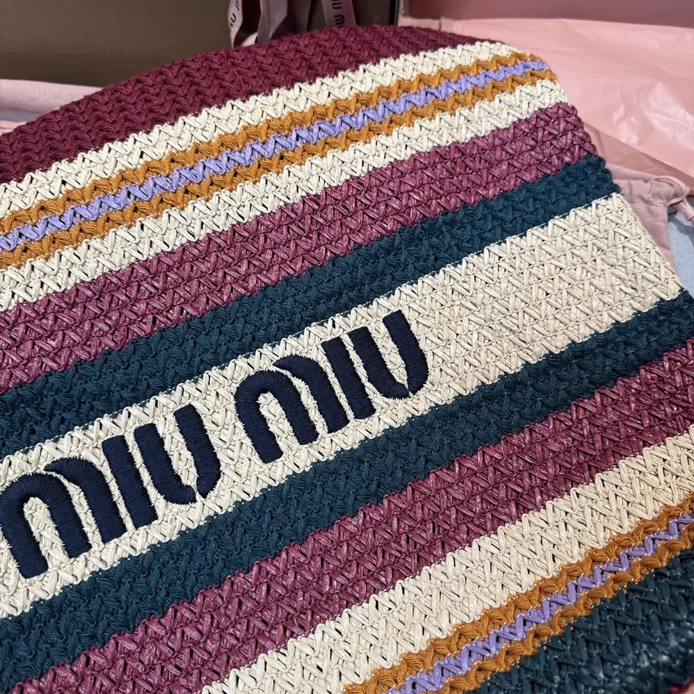 Miu Miu Raffia-effect Woven Tote Bag for Women in Bordeaux