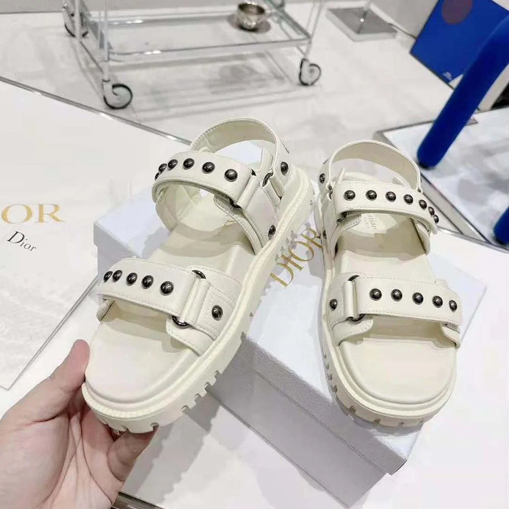 Dior Dioract Sandal White Lambskin and Silver for Women in Finish Rivets Dior Dioract Sandal White Lambskin and Silver for Women in Finish Rivets