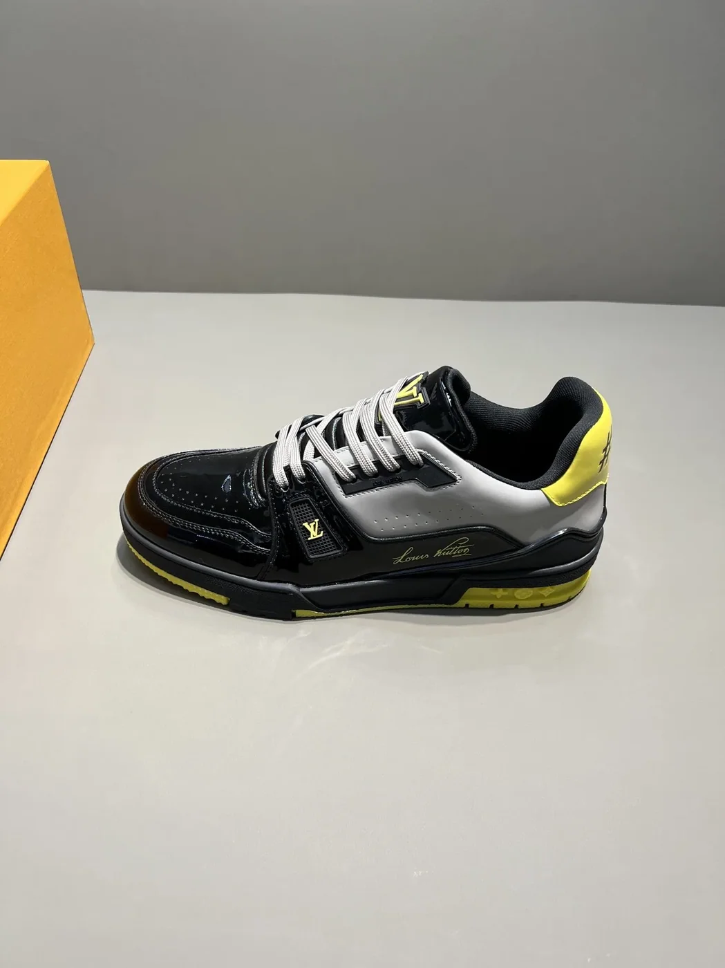 Louis Vuitton Trainer Sneaker Patent Canvas Black Virgil Abloh LV 1A9JTV