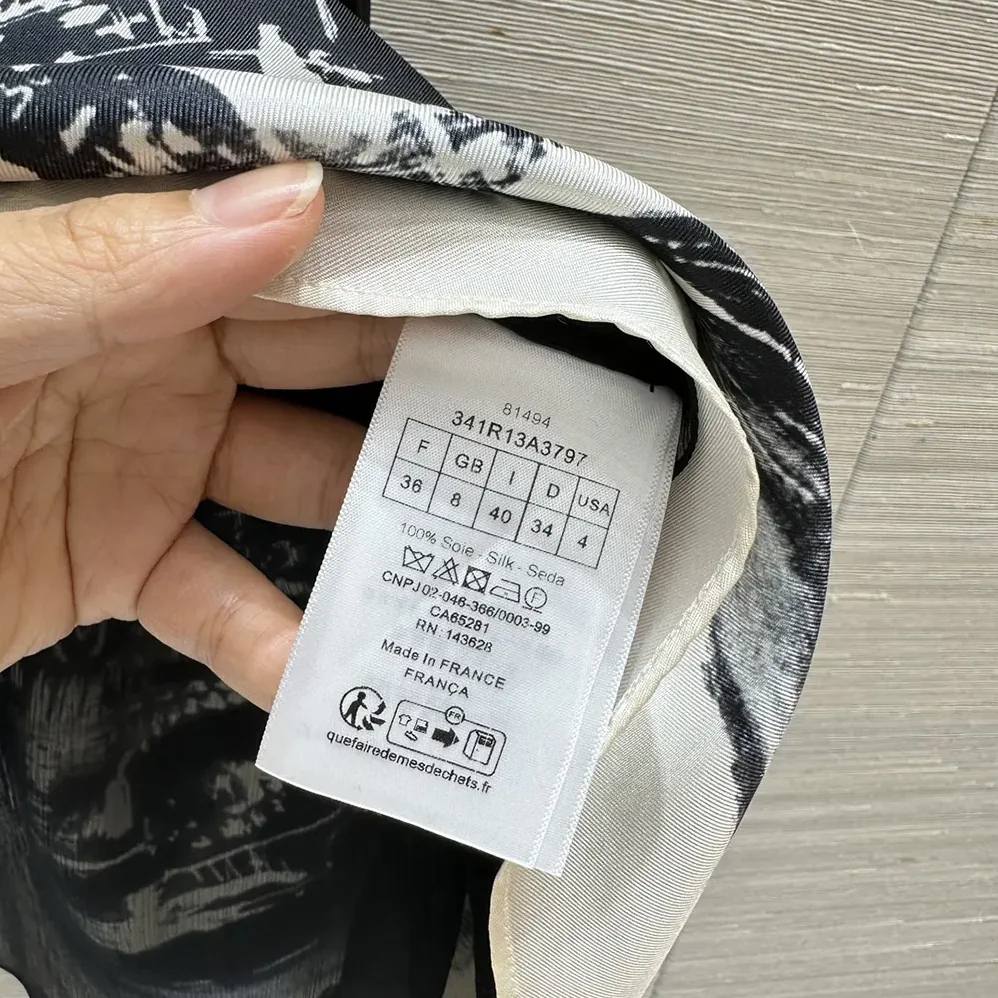 Dior A-Line Mid-Length Dress Black and White Silk Twill with Paris Motif for Women Dior A-Line Mid-Length Dress Black and White Silk Twill with Paris Motif for Women
