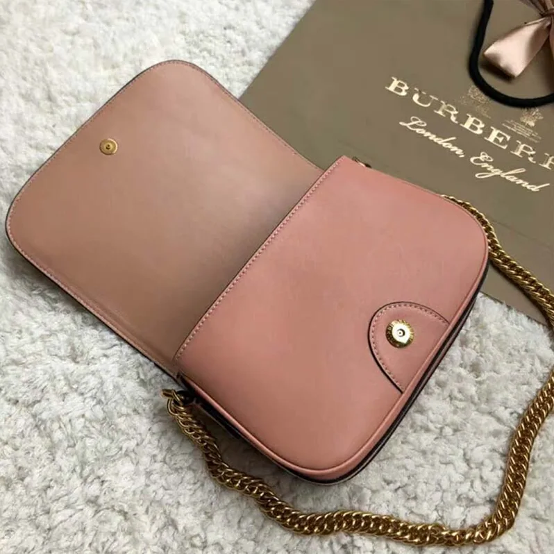 Burberry The Leather Link Bag for Women in Pink Burberry The Leather Link Bag for Women in Pink