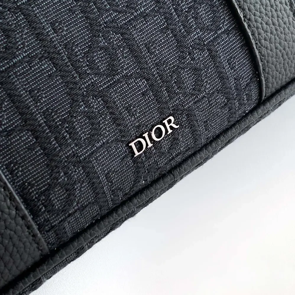 Dior Zipped Briefcase Black Dior Oblique Jacquard and Black Grained Calfskin for Men Dior Zipped Briefcase Black Dior Oblique Jacquard and Black Grained Calfskin for Men