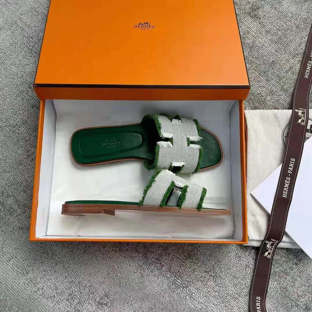 Hermes Oran Sandal in Fringed H Canvas for Women in Green