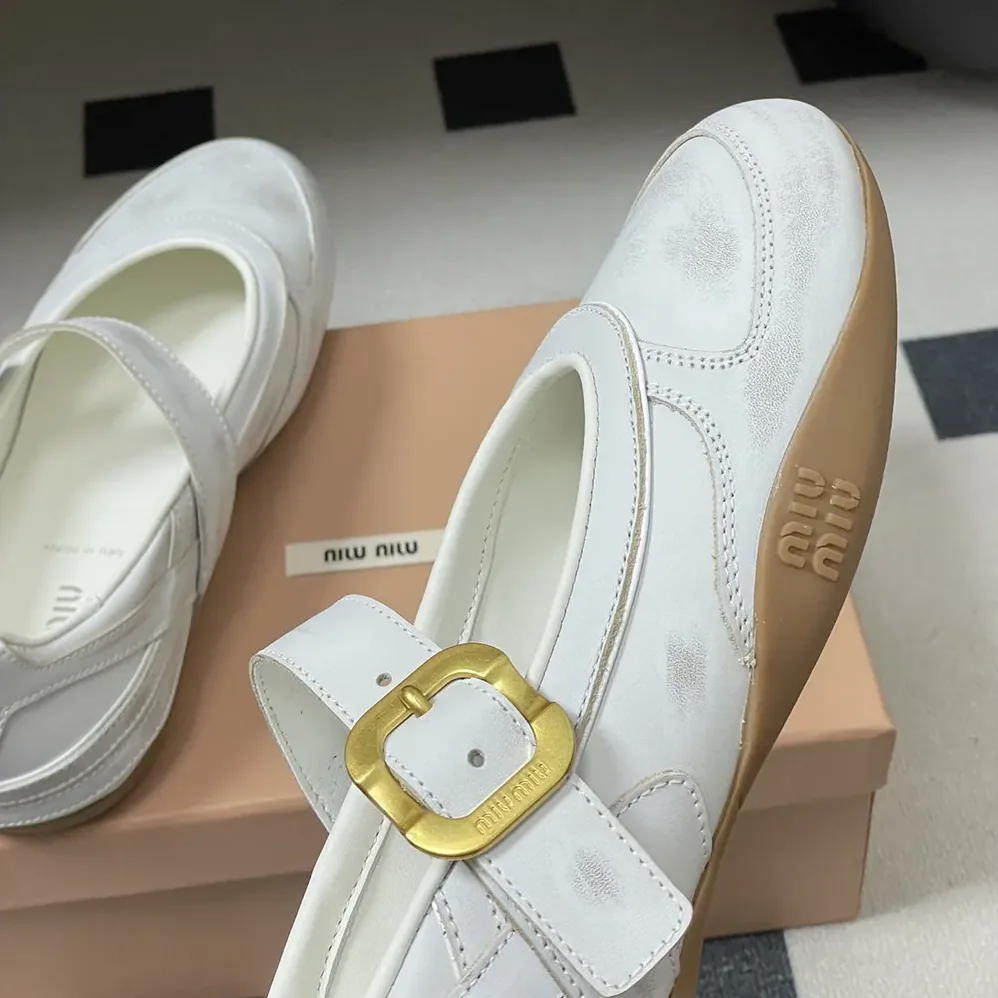 Miu Miu Gymnasium Leather Ballerinas With Strap and Buckle for Women Miu Miu Gymnasium Leather Ballerinas With Strap and Buckle for Women
