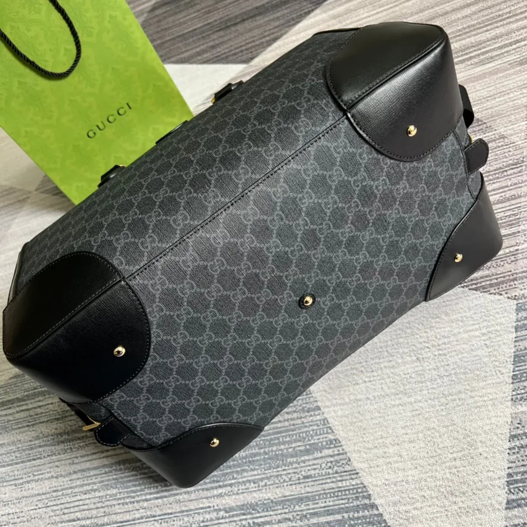 Gucci Duffle Bag With Interlocking G Black / Gucci Duffle Bag With Interlocking G Black /