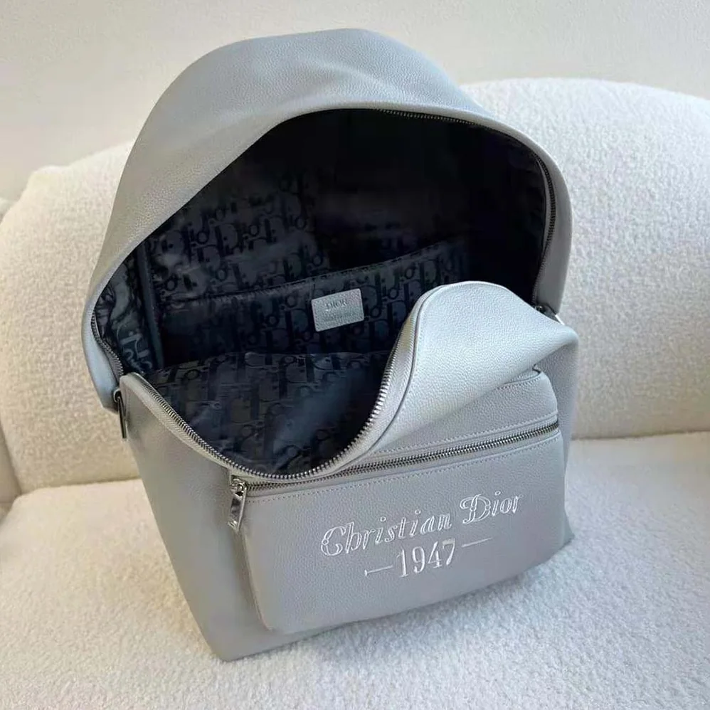 Dior Rider Backpack Dior Gray Grained Calfskin with ‘Christian Dior 1947' Signature for Men Dior Rider Backpack Dior Gray Grained Calfskin with ‘Christian Dior 1947' Signature for Men
