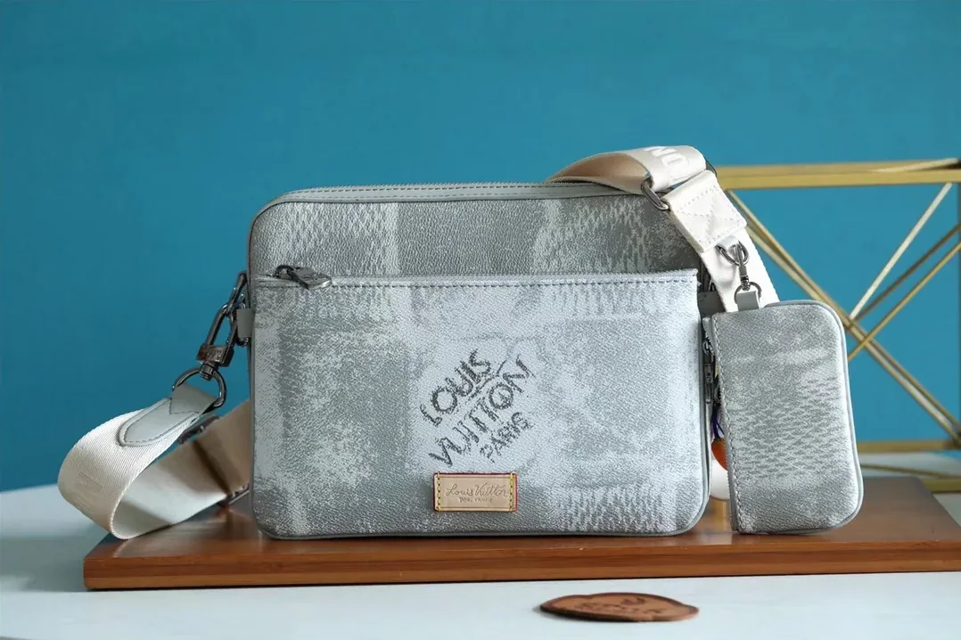 Louis Vuitton Trio Messenger Damier Salt Gray