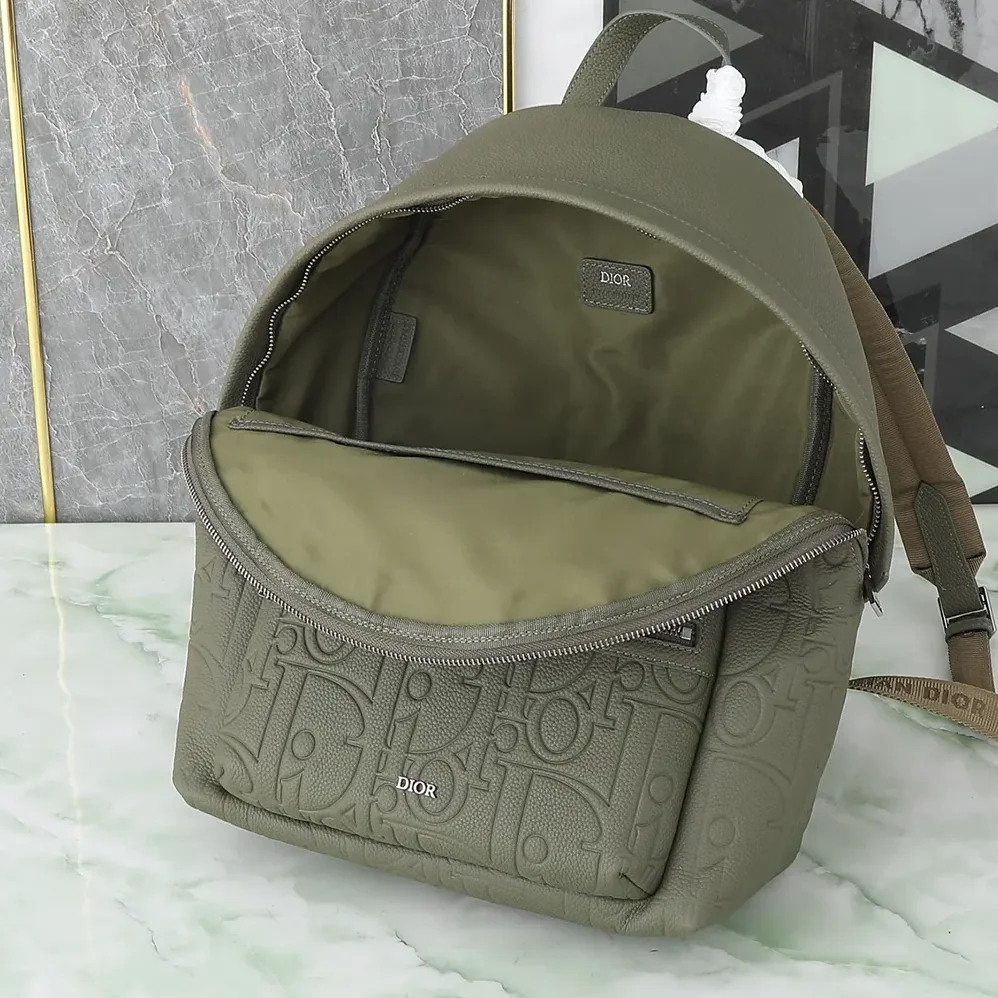 Dior Rider 2.0 Zipped Backpack Khaki Dior Gravity Leather and Khaki Grained Calfskin for Unisex