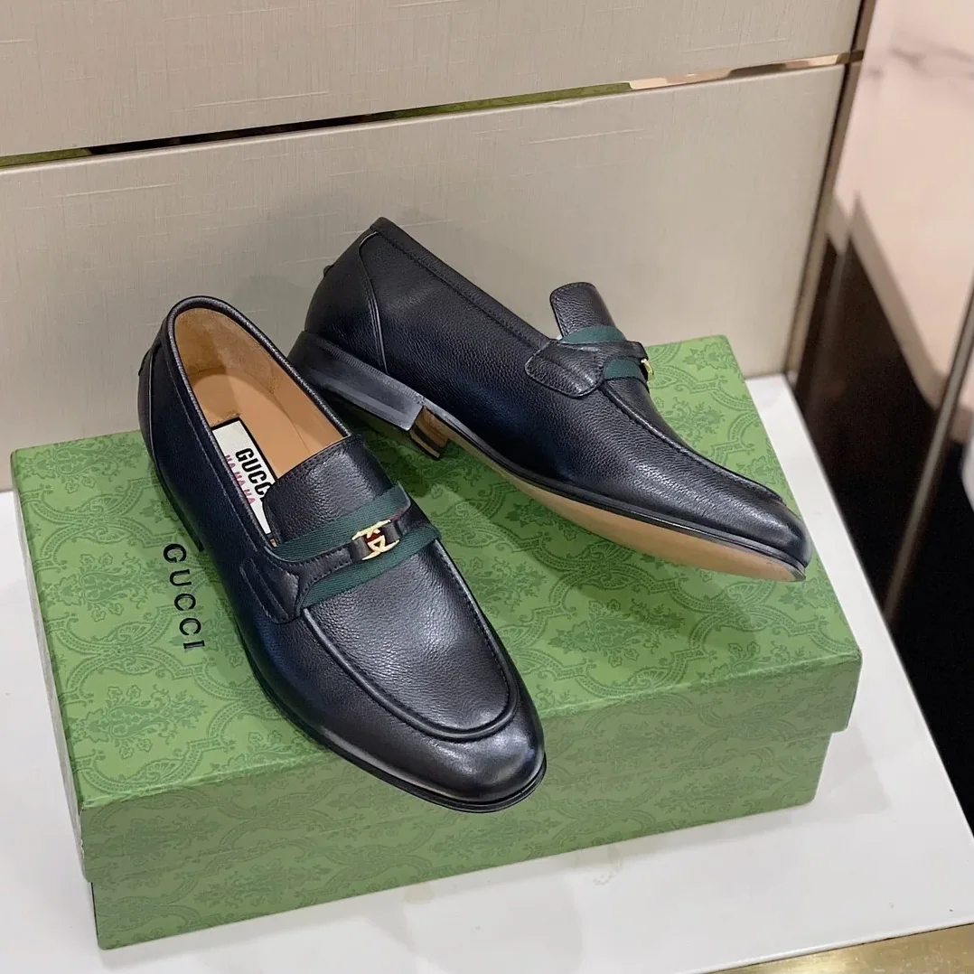 Gucci Loafer With Interlocking G Black Gucci Loafer With Interlocking G Black