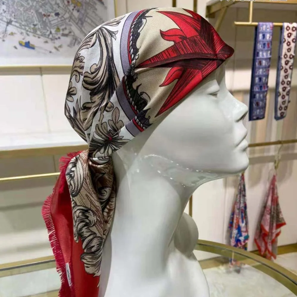 Dior Rose Des Vents 90 Square Scarf Red and Ivory Silk Twill for Women Dior Rose Des Vents 90 Square Scarf Red and Ivory Silk Twill for Women