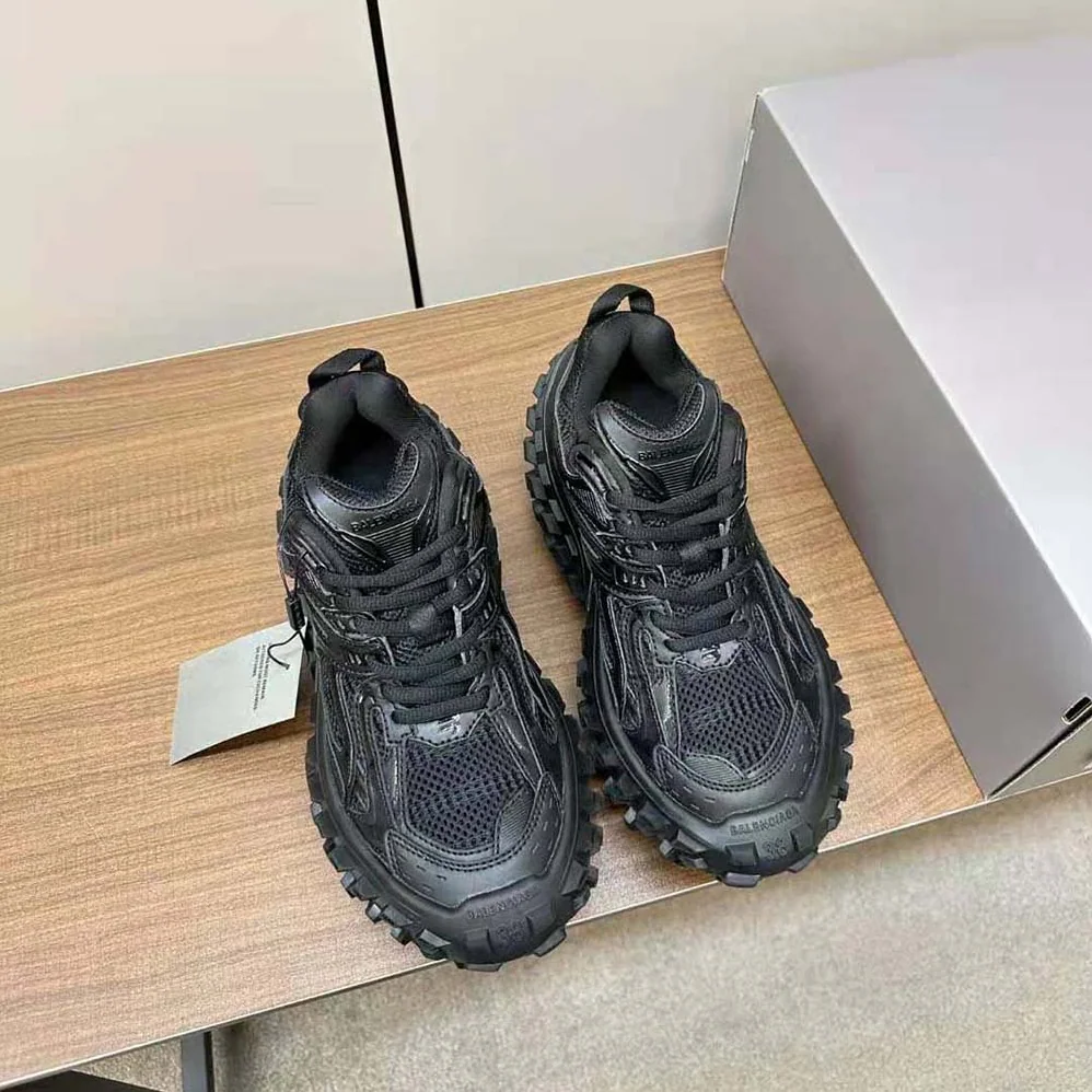 Balenciaga Bouncer Sneaker in Black Mesh and Nylon for Unisex