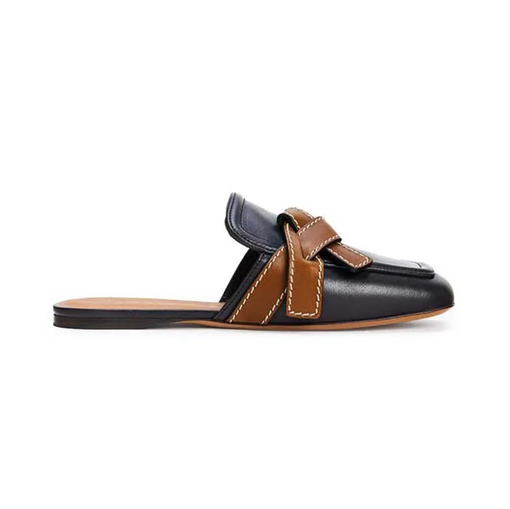 Loewe Gate Flat Mule in Calfskin for Women in Tan Loewe Gate Flat Mule in Calfskin for Women in Tan