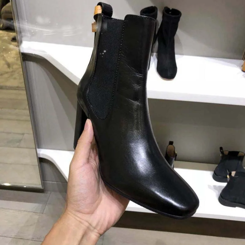 Stuart Weitzman Shoes The Huxley 85 Bootie for Women in Black Stuart Weitzman Shoes The Huxley 85 Bootie for Women in Black