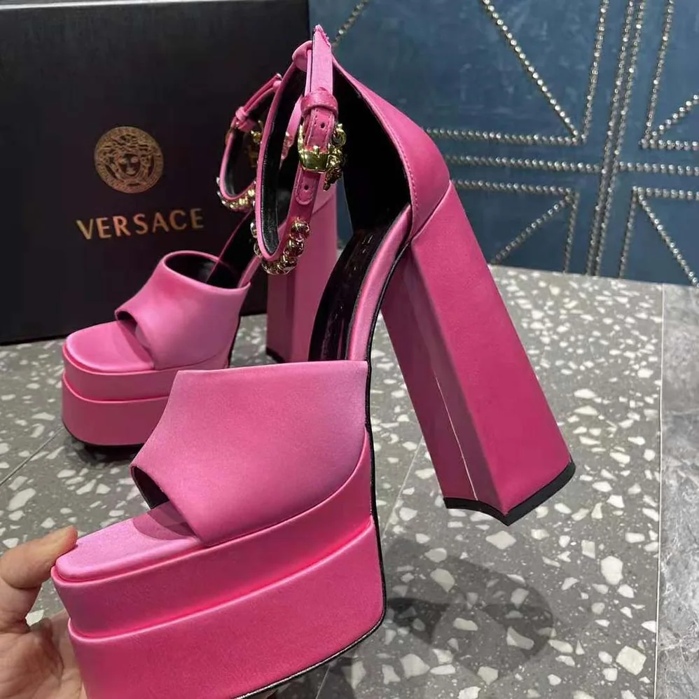 Versace Medusa Aevitas Platform Sandals for Women in Pink Versace Medusa Aevitas Platform Sandals for Women in Pink