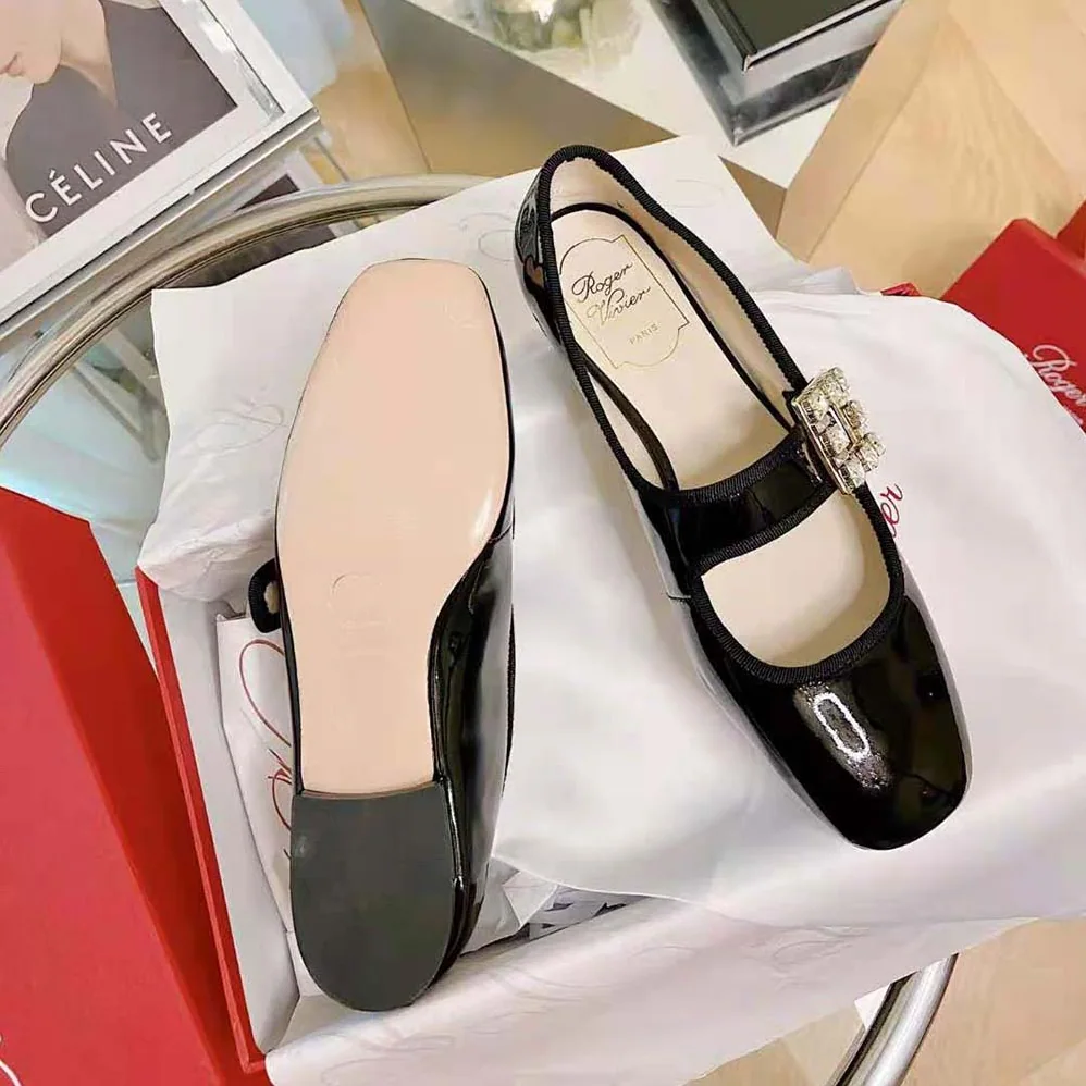 Roger Vivier Très Vivier Strass Buckle Babies Ballerinas in Patent Leather for Women Roger Vivier Très Vivier Strass Buckle Babies Ballerinas in Patent Leather for Women