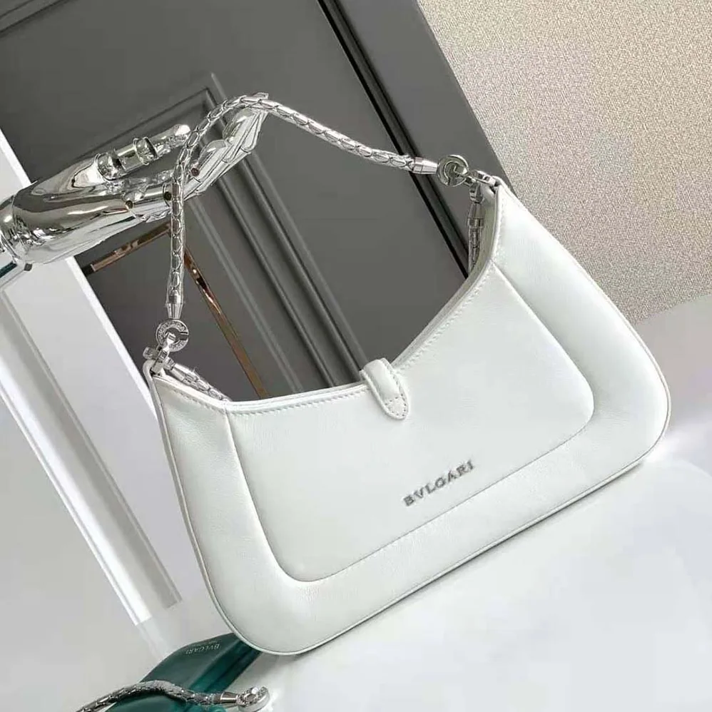 Bvlgari Serpenti Baia Small Shoulder Bag in Calf Leather for Women in White Bvlgari Serpenti Baia Small Shoulder Bag in Calf Leather for Women in White