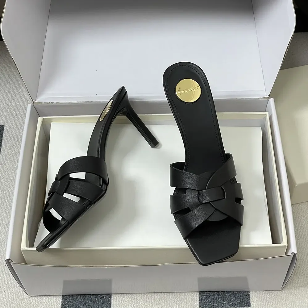 Saint Laurent YSL Tribute Mules in Smooth Leather for Women in Black Saint Laurent YSL Tribute Mules in Smooth Leather for Women in Black