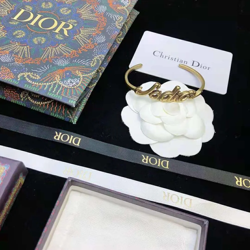 Dior J'Adior Bracelet Antique Gold for Women in Finish Metal Dior J'Adior Bracelet Antique Gold for Women in Finish Metal