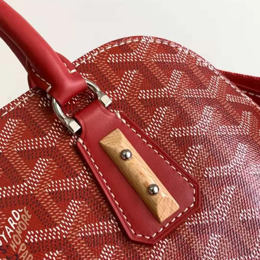 Goyard Vendôme PM Bag for Women in Red Goyard Vendôme PM Bag for Women in Red