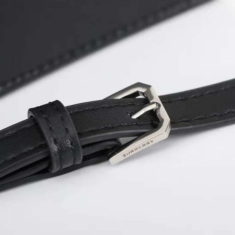 Burberry Leather Robin Bag for Women in Black